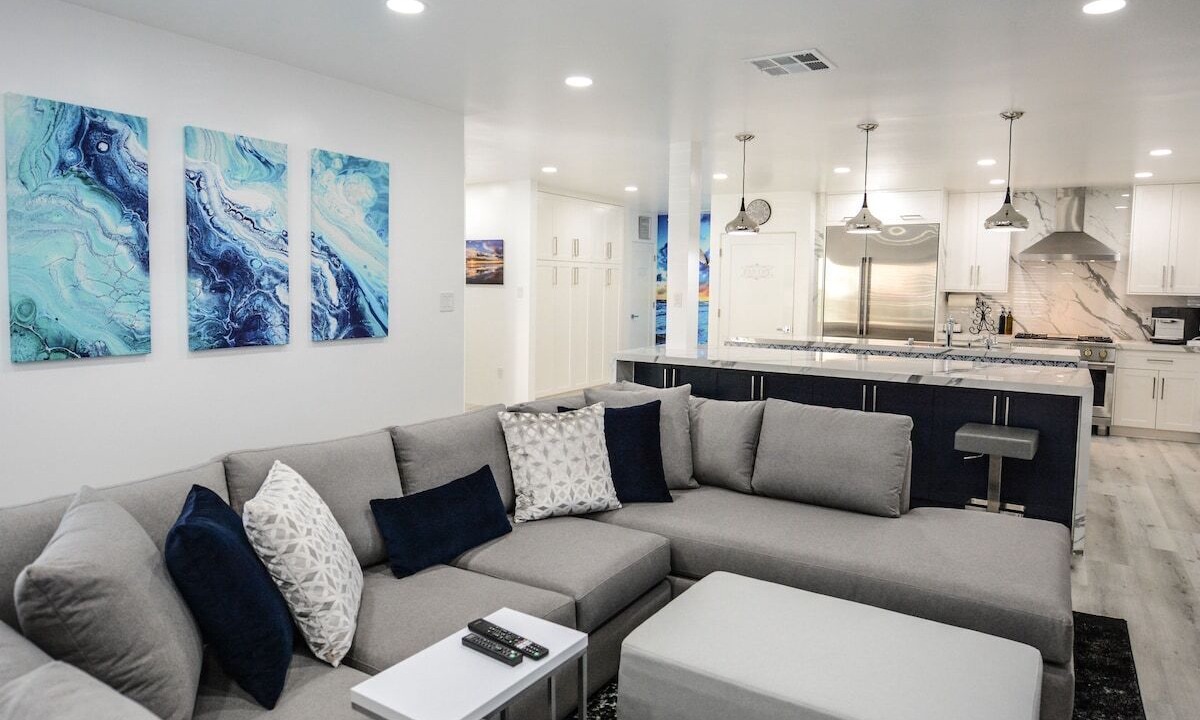 Photo of Livingroom in South Redondo