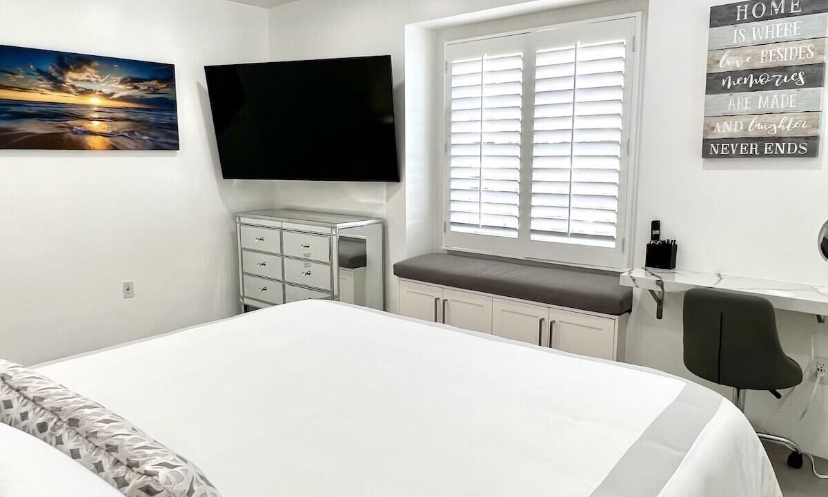 Photo of Bedroom in South Redondo
