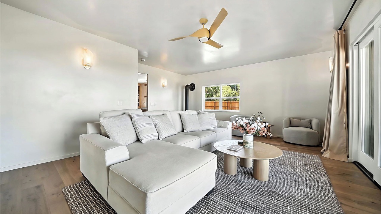 Photo of Livingroom in Glencoe