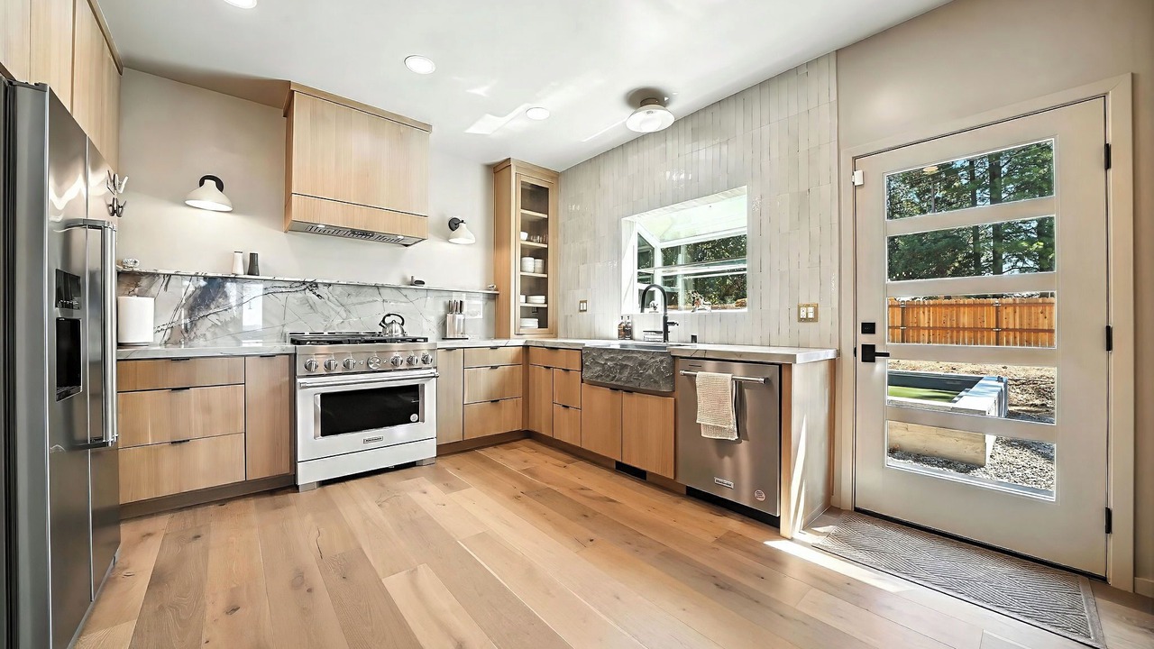 Photo of Kitchen in Glencoe