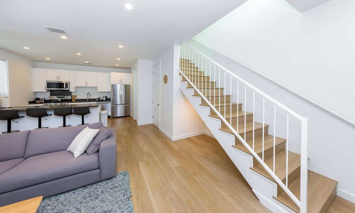 Photo of Livingroom in Mid City