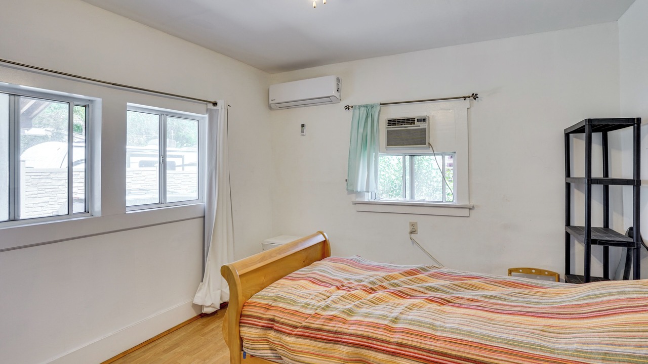 Photo of Bedroom in Northwest San Pedro