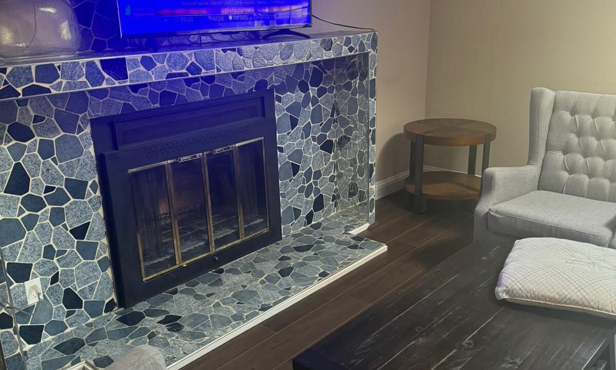 Photo of Livingroom in Menlo Park