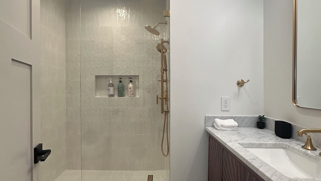 Photo of Bathroom in Altadena