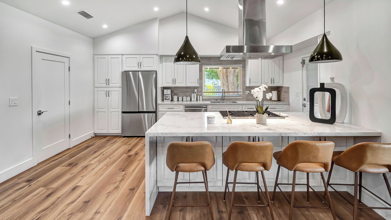 Photo of Kitchen in Woodland Hills