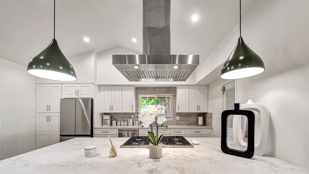 Photo of Kitchen in Woodland Hills