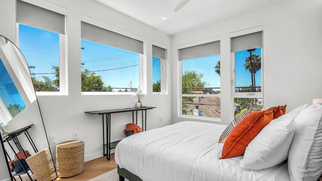 Photo of Bedroom in Larchmont