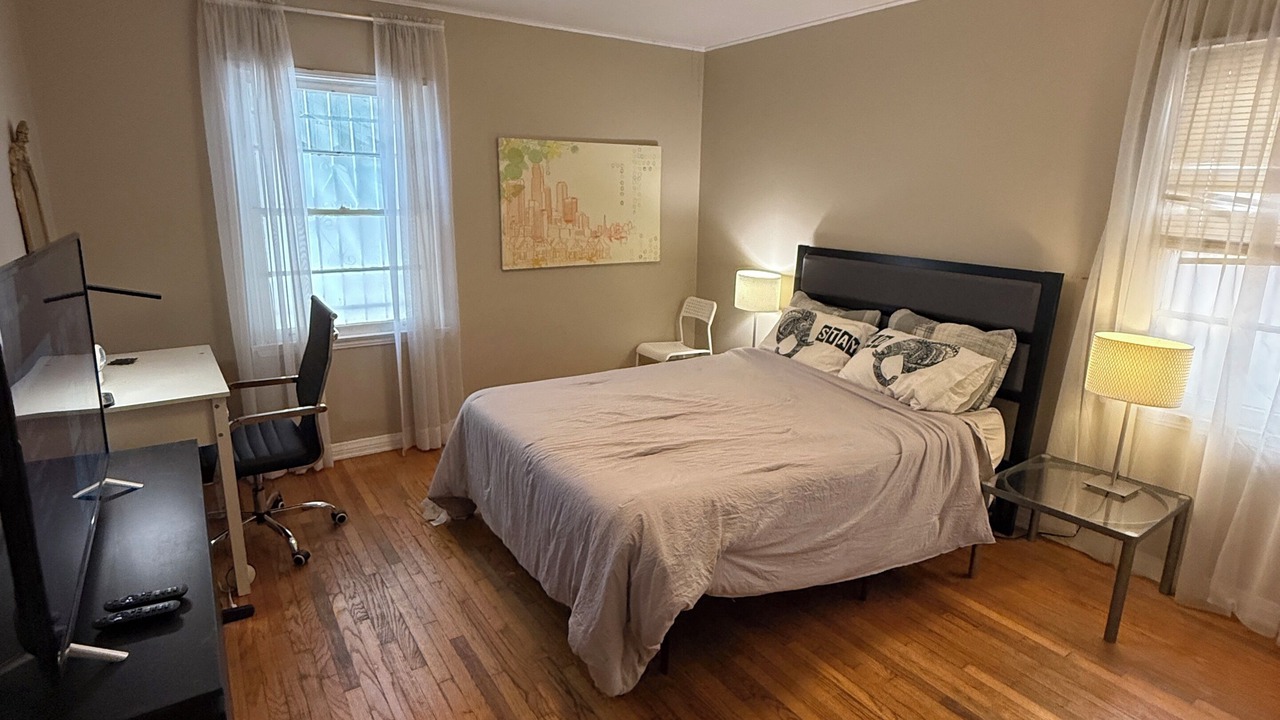 Photo of Bedroom in Nichols Canyon