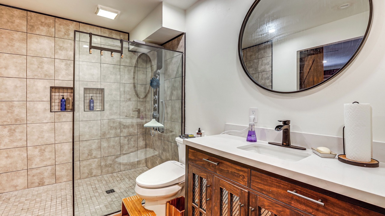 Photo of Bathroom in Arrowhead Villas