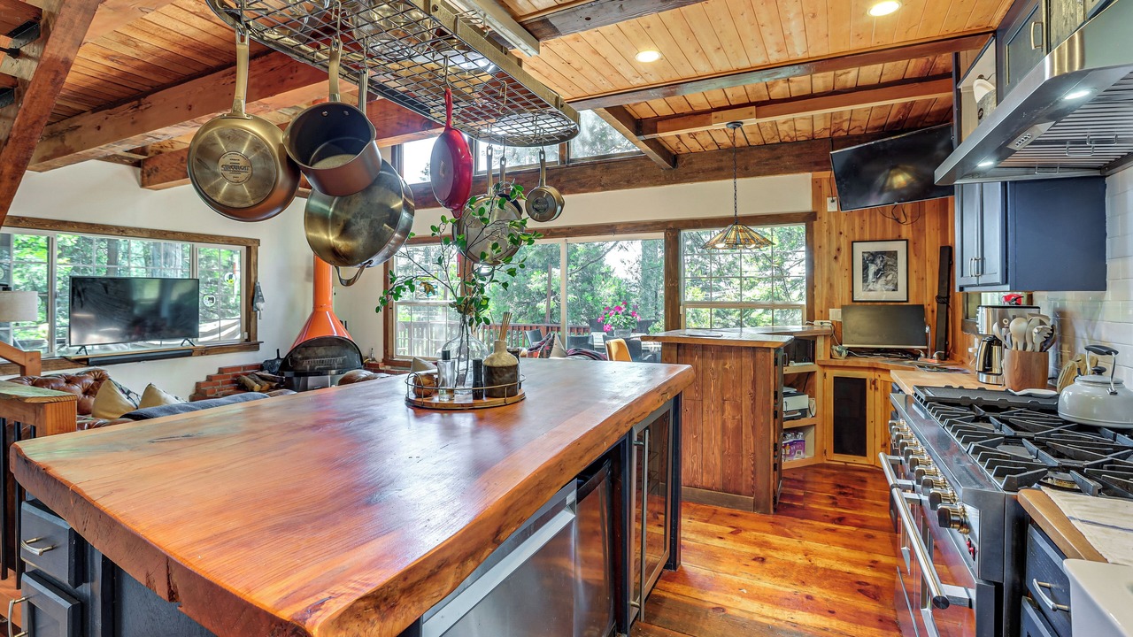 Photo of Kitchen in Arrowhead Villas