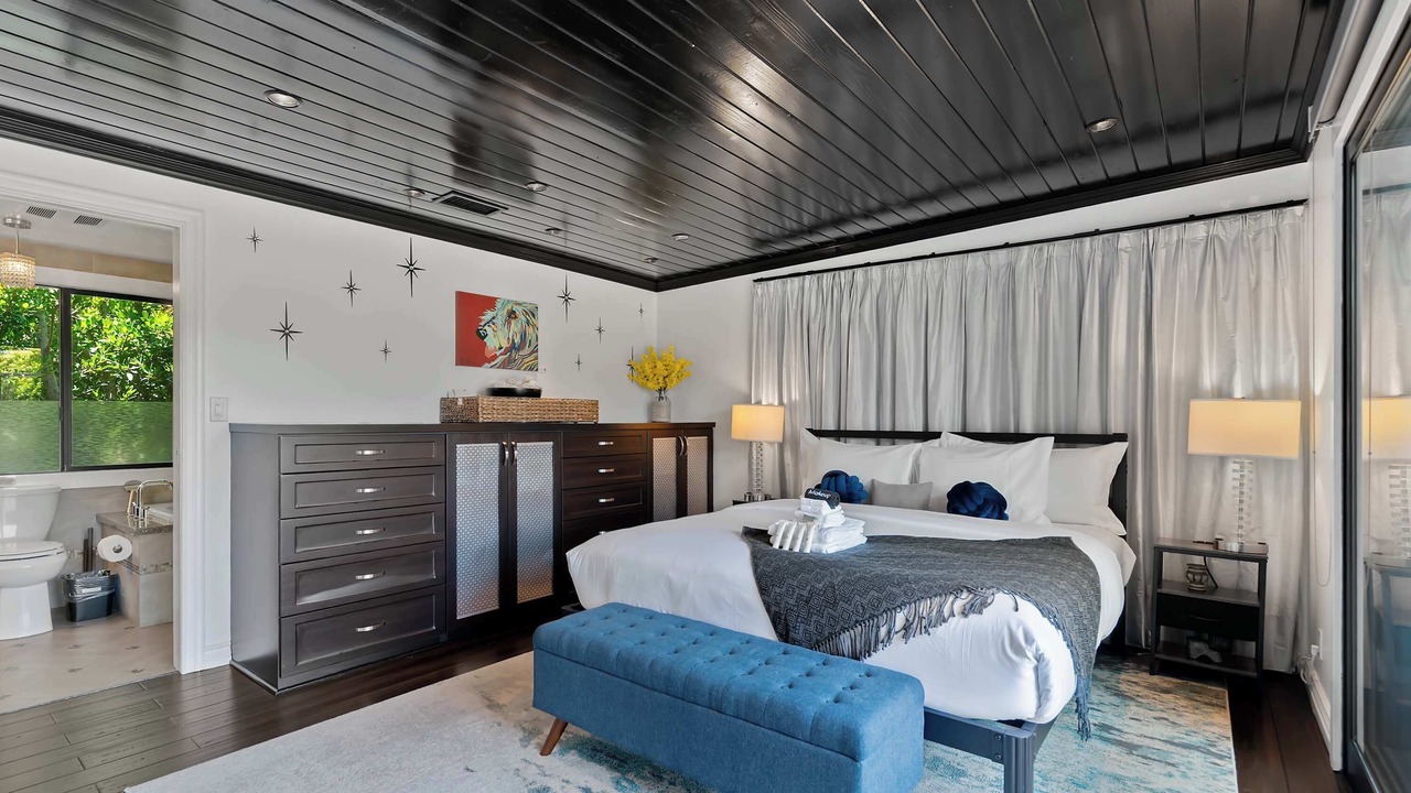 Photo of Bedroom in Los Angeles