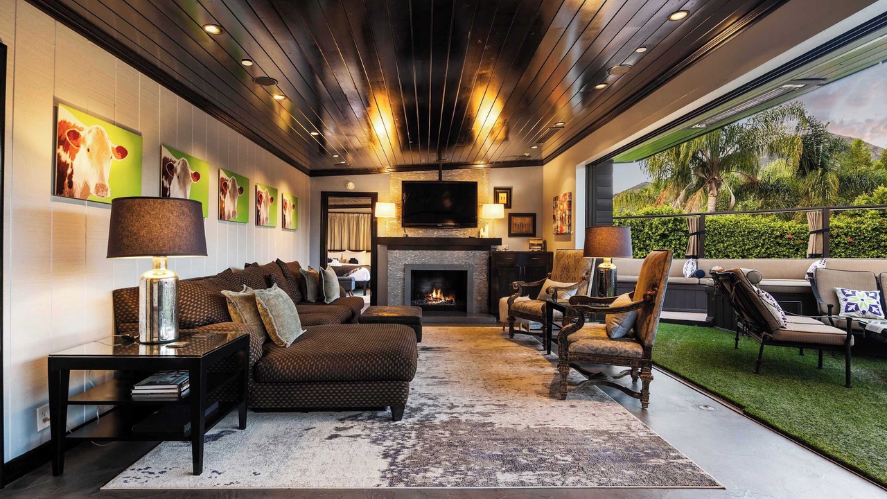 Photo of Livingroom in Los Angeles