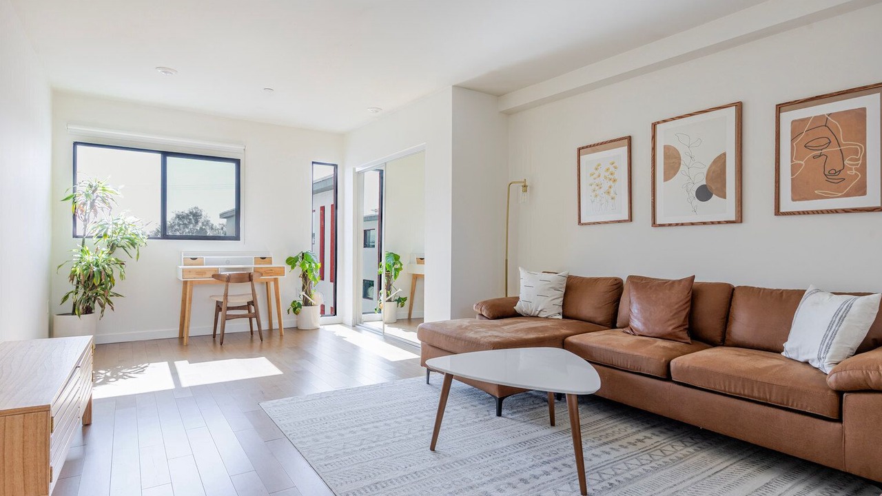 Photo of Livingroom in East Hollywood