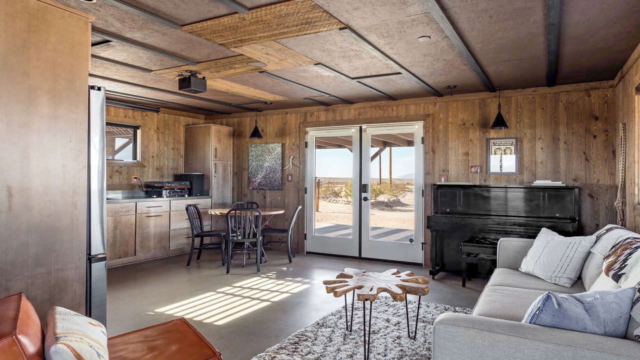Photo of Livingroom in Joshua Tree
