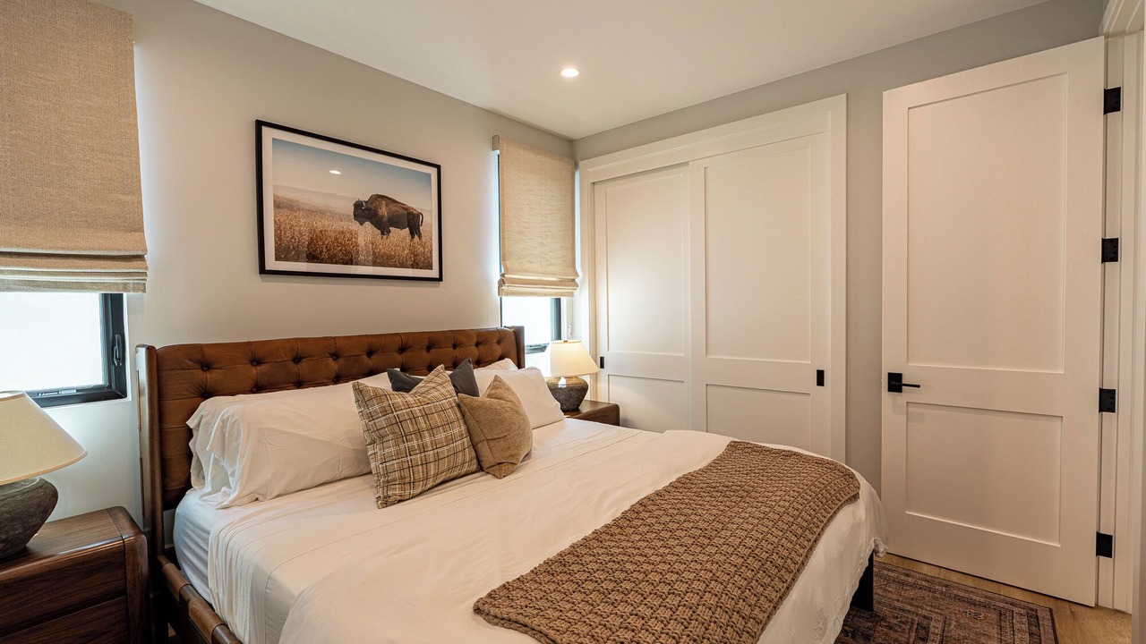 Photo of Bedroom in East Side Costa Mesa