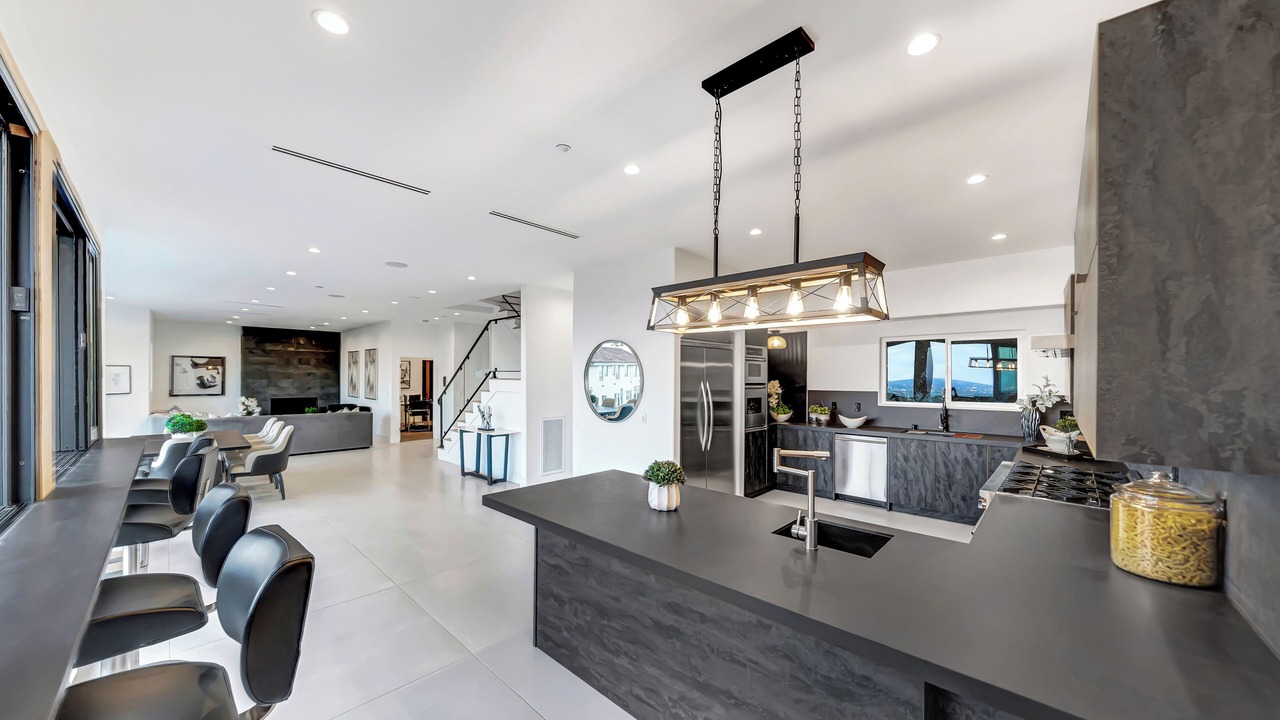 Photo of Kitchen in Hollywood Hills West