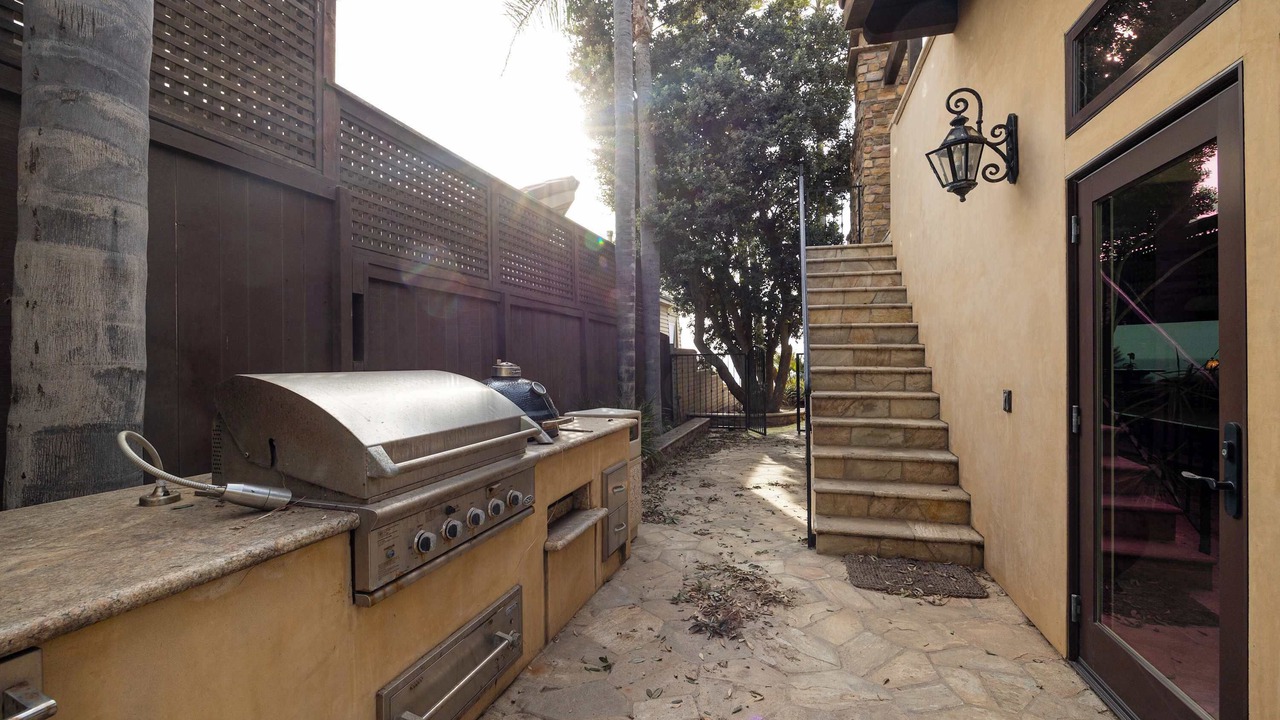 Photo of Patio Balcony in Sunset Cliffs