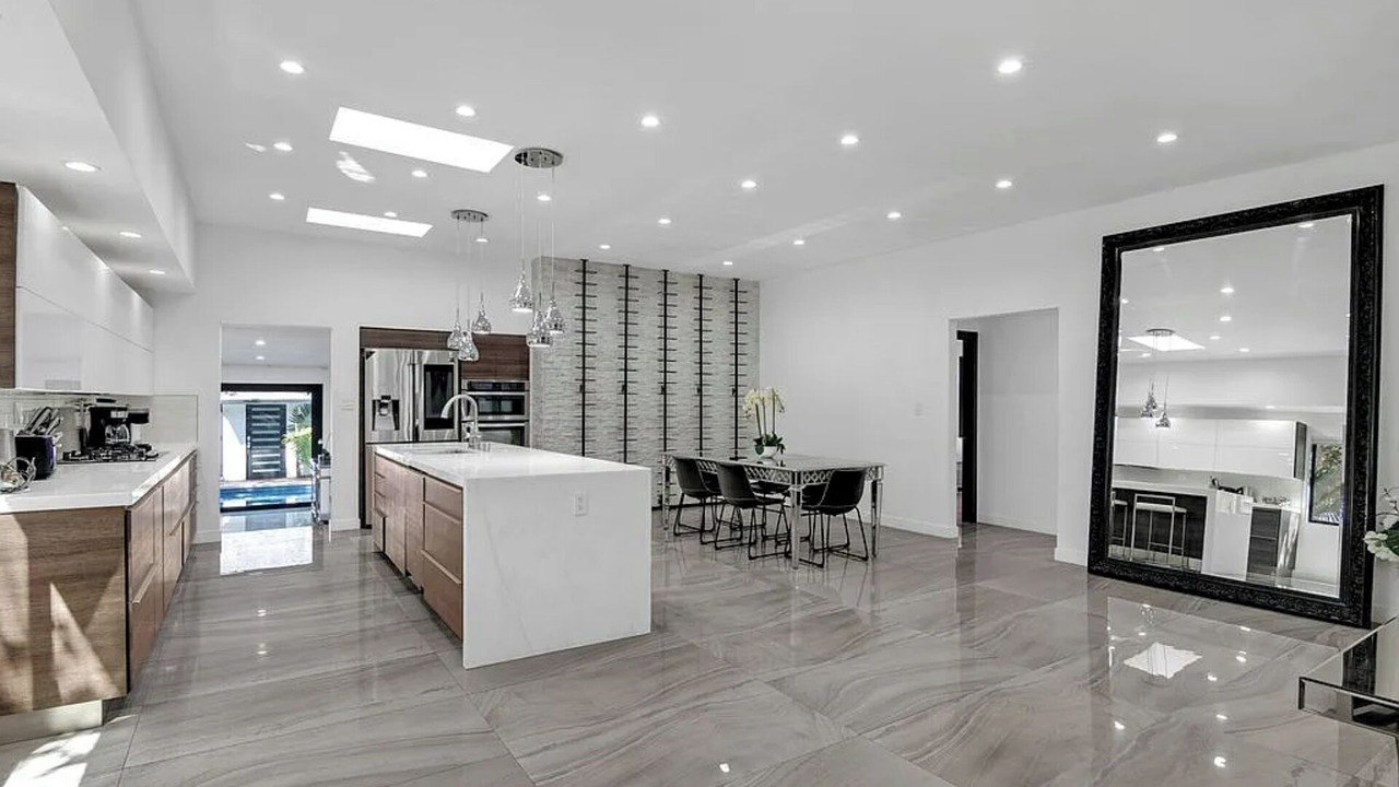 Photo of Kitchen in Greater Wilshire - Hancock Park