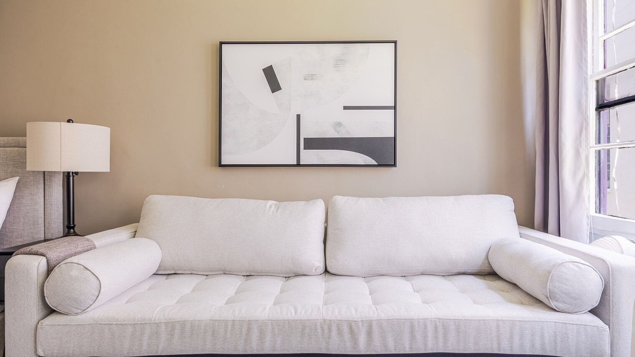 Photo of Livingroom in Beverly Hills