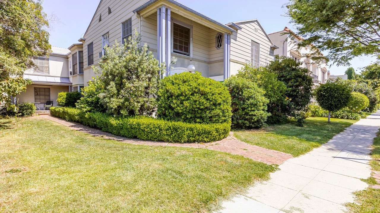 Photo of Outdoor in Beverly Hills