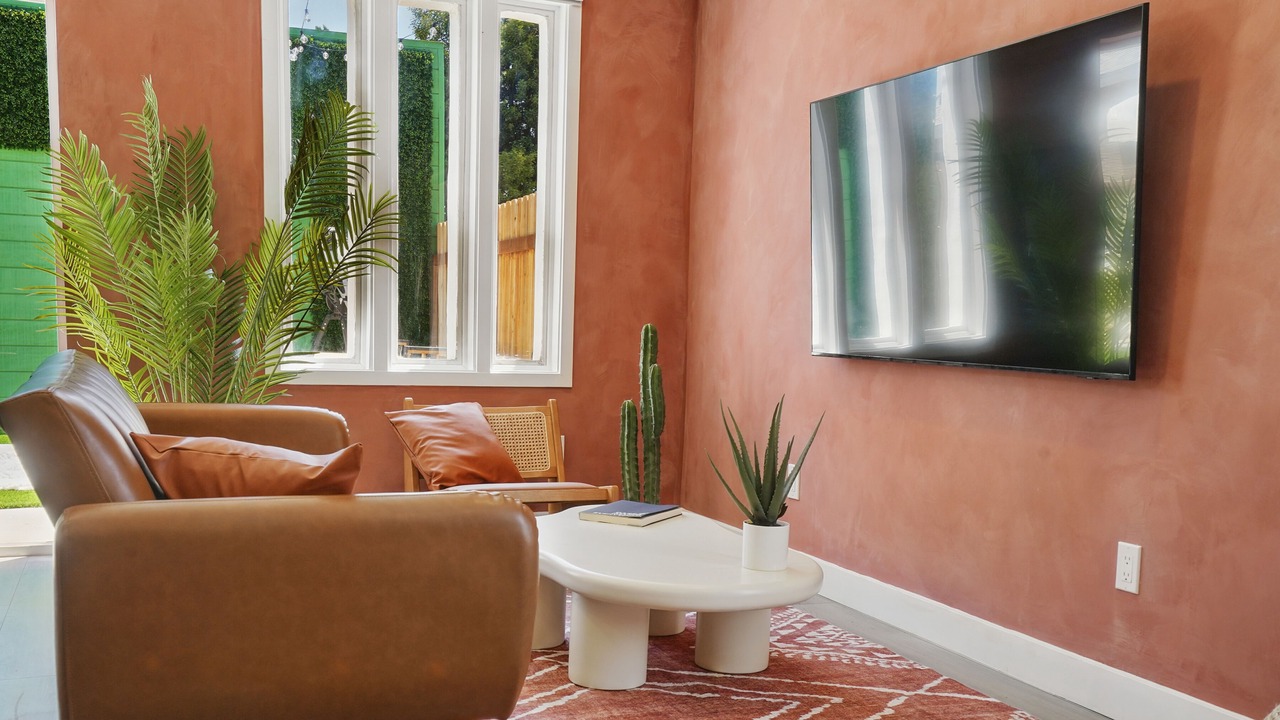 Photo of Livingroom in Hawthorne