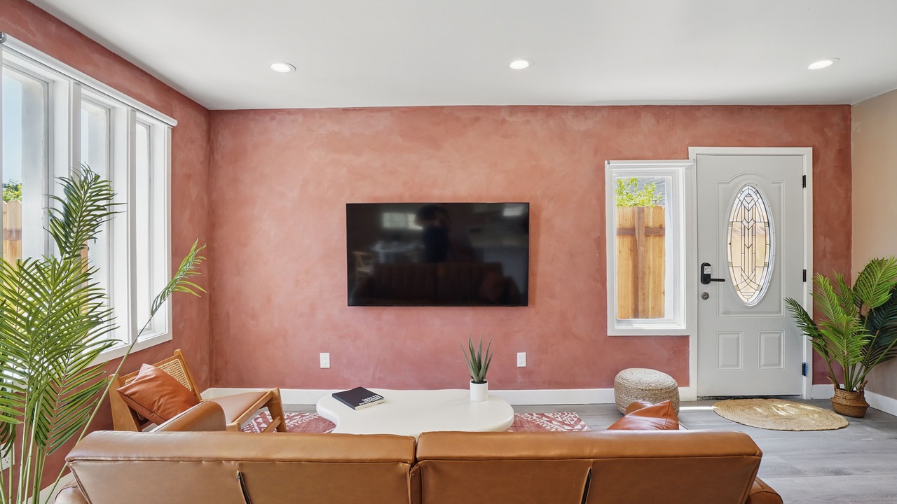 Photo of Livingroom in Hawthorne