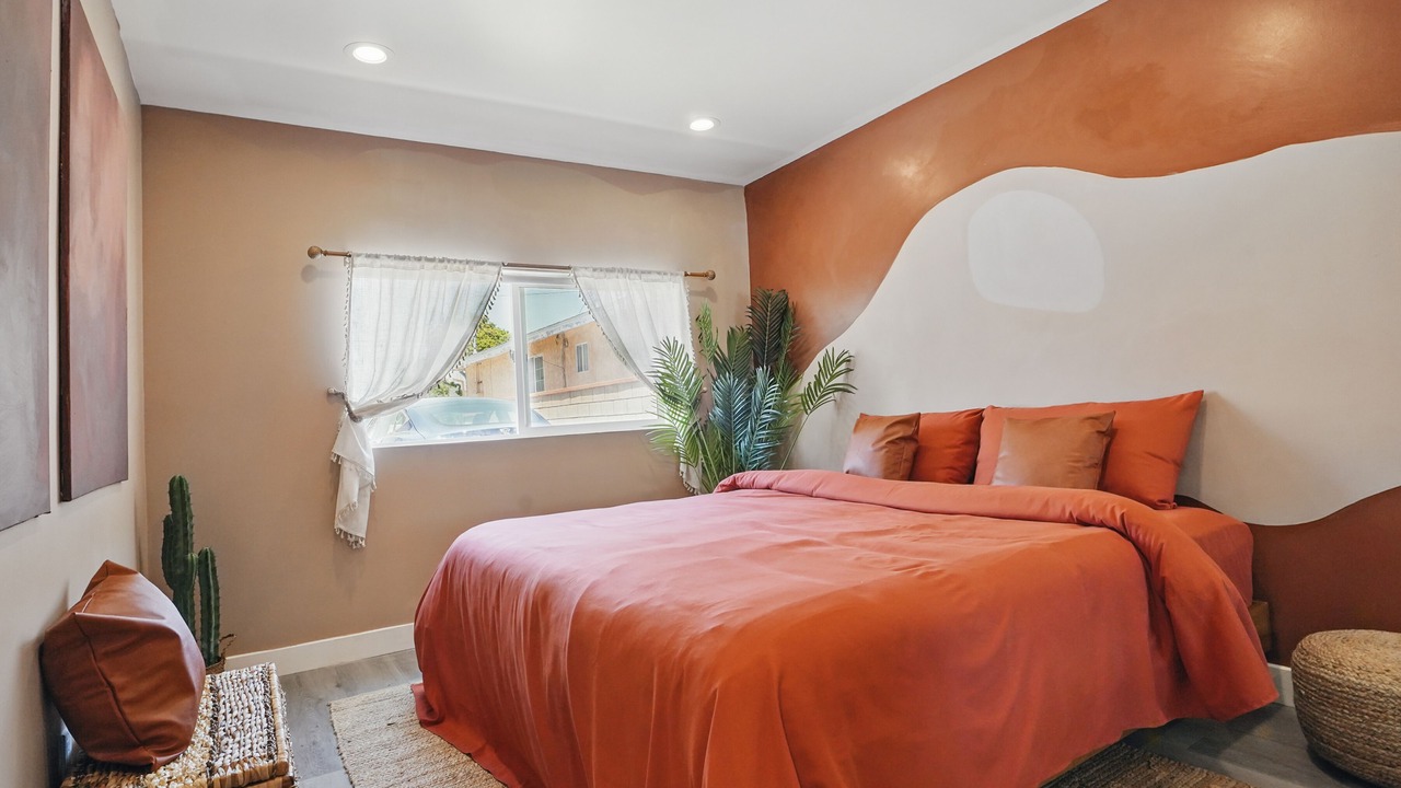 Photo of Bedroom in Hawthorne