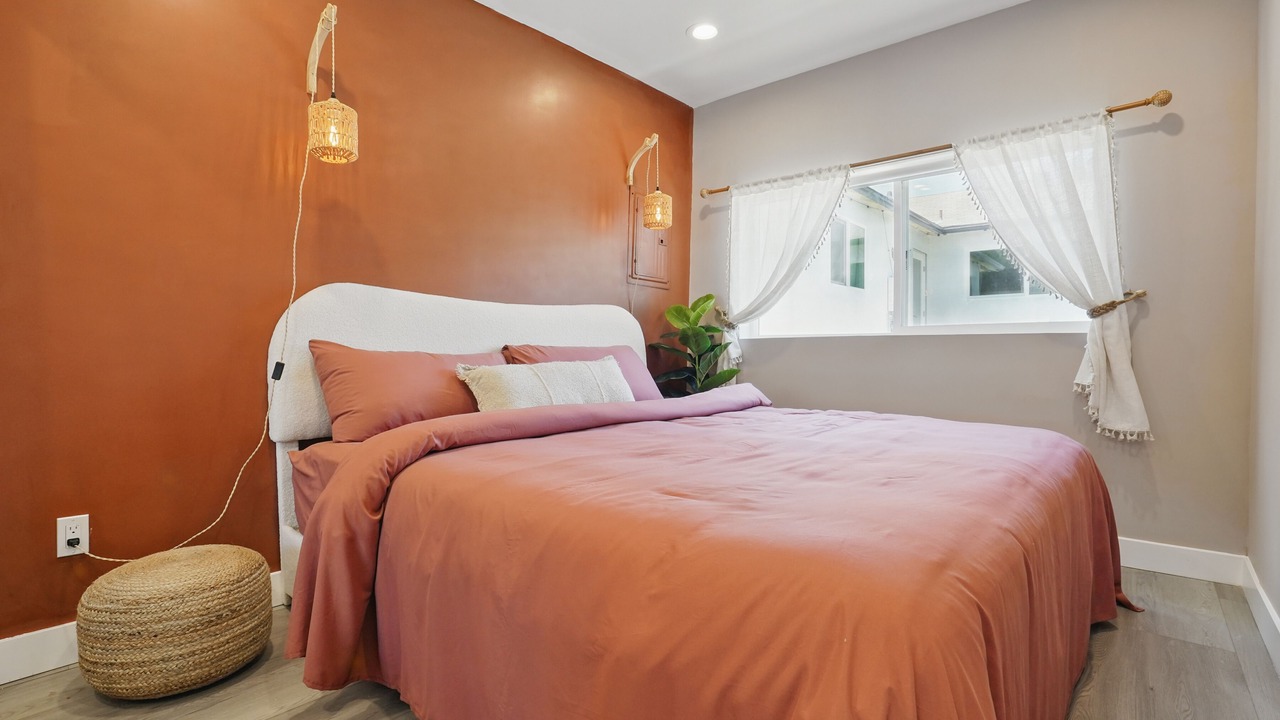 Photo of Bedroom in Hawthorne