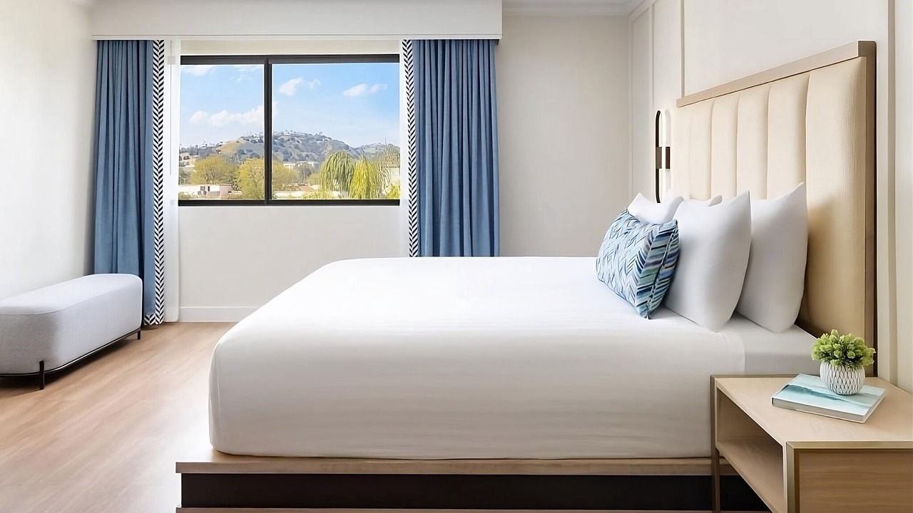 Photo of Bedroom in Calabasas