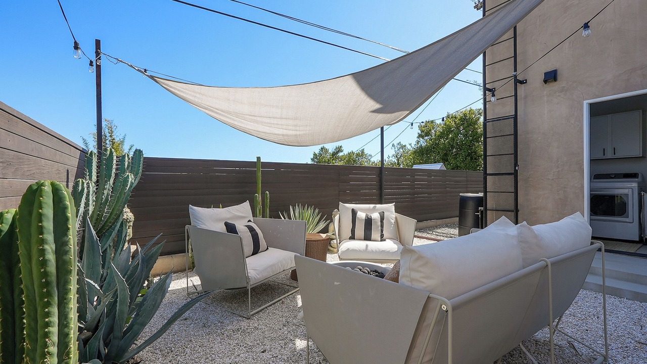 Photo of Patio Balcony in Los Feliz