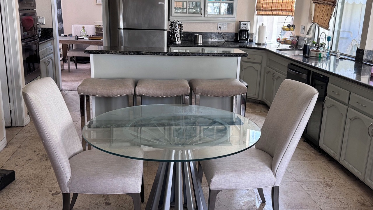 Photo of Kitchen in Corona