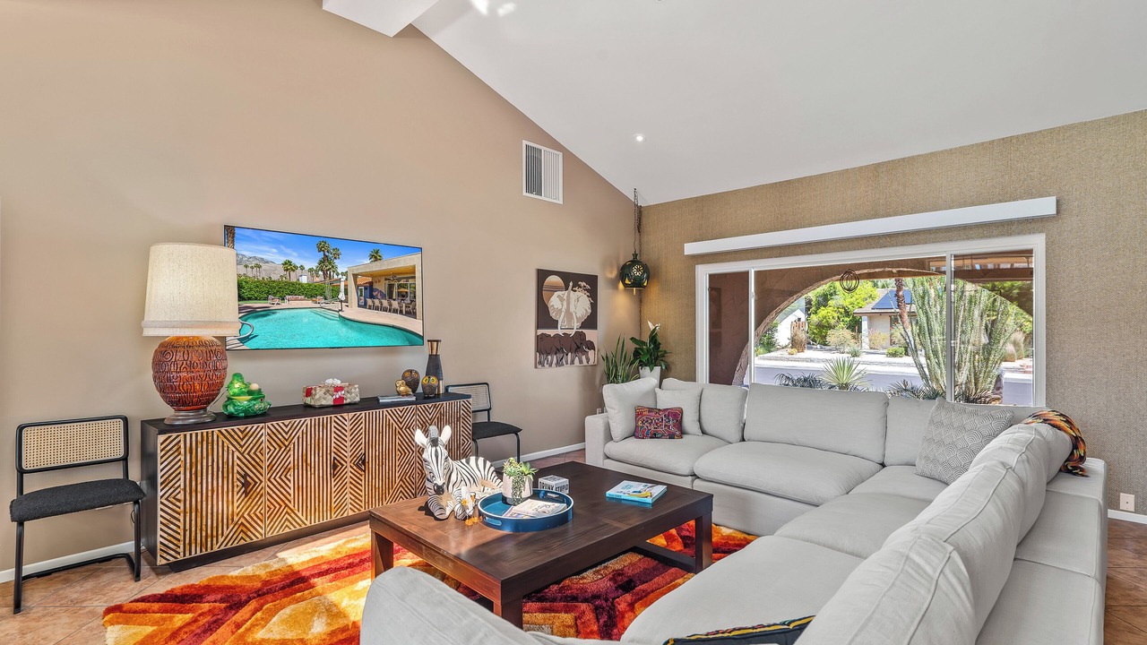 Photo of Livingroom in Sonora Sunrise