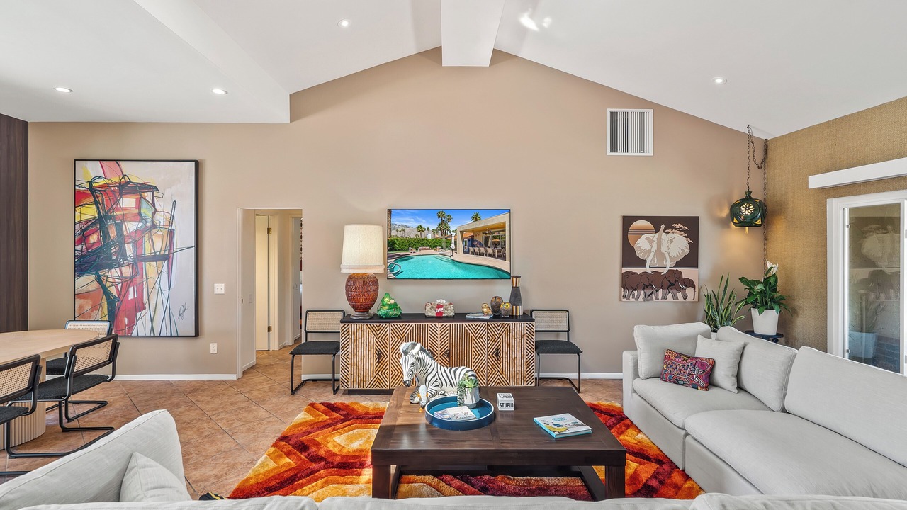 Photo of Livingroom in Sonora Sunrise