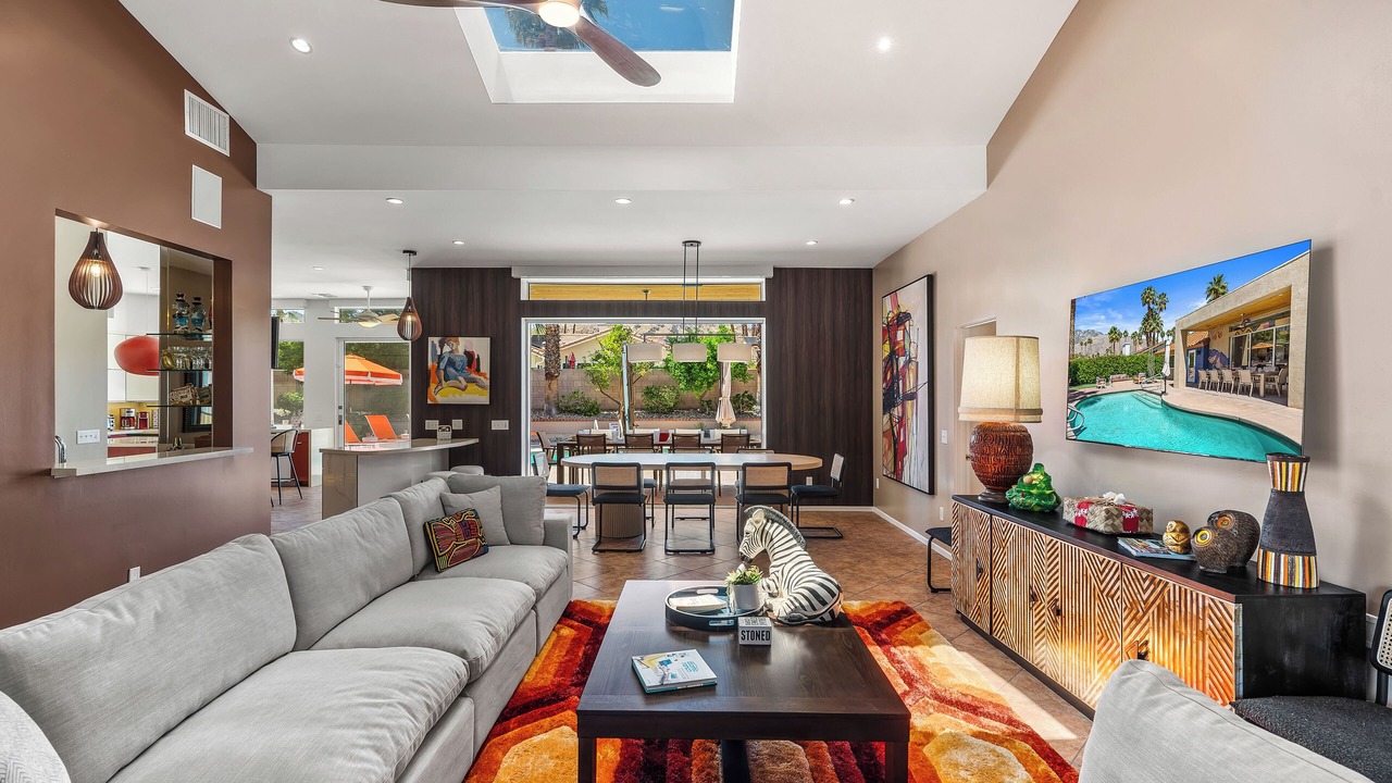 Photo of Livingroom in Sonora Sunrise