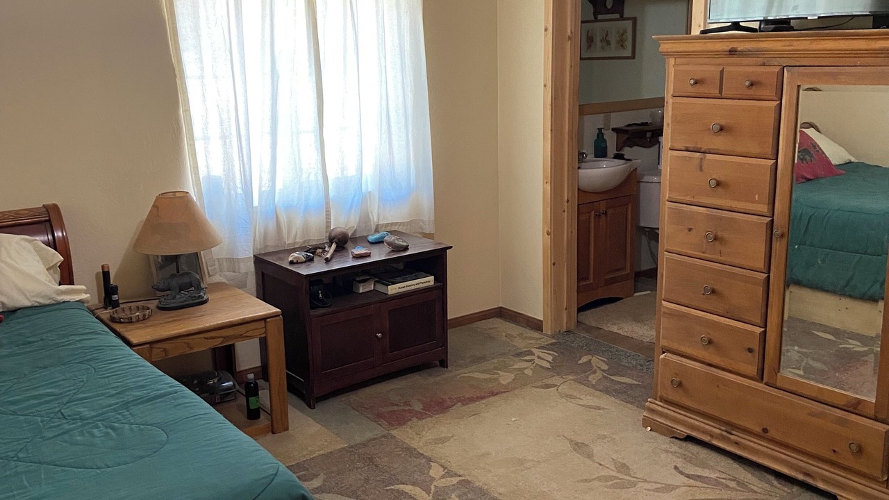 Photo of Bedroom in Fawnskin