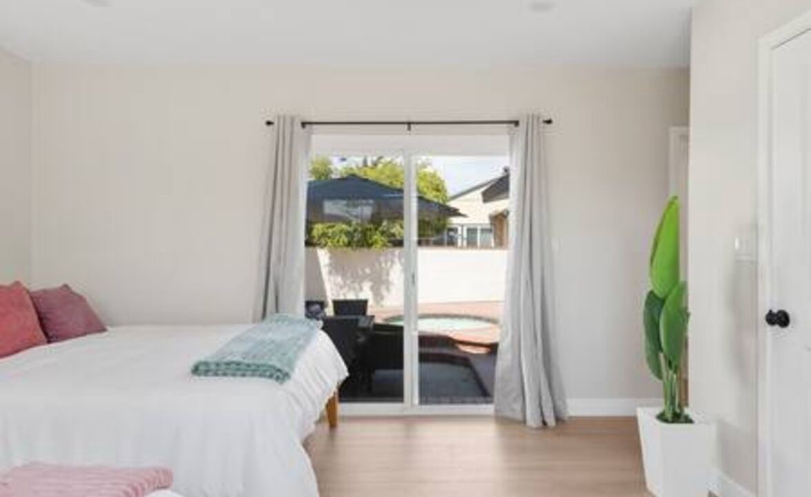 Photo of Bedroom in The Plaza