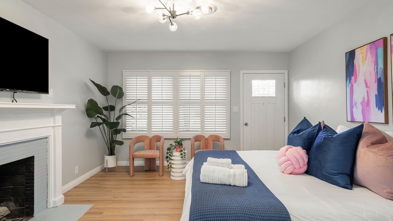 Photo of Bedroom in South of Conant