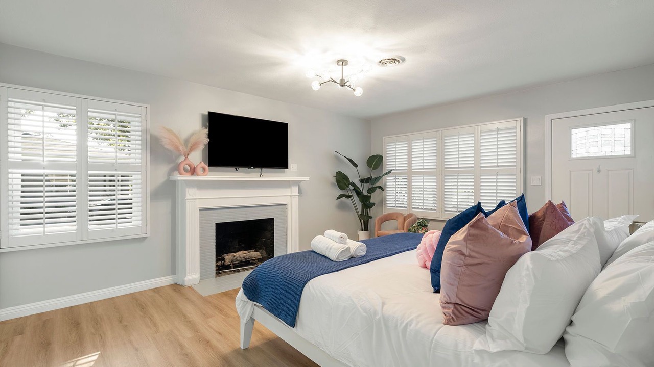 Photo of Bedroom in South of Conant