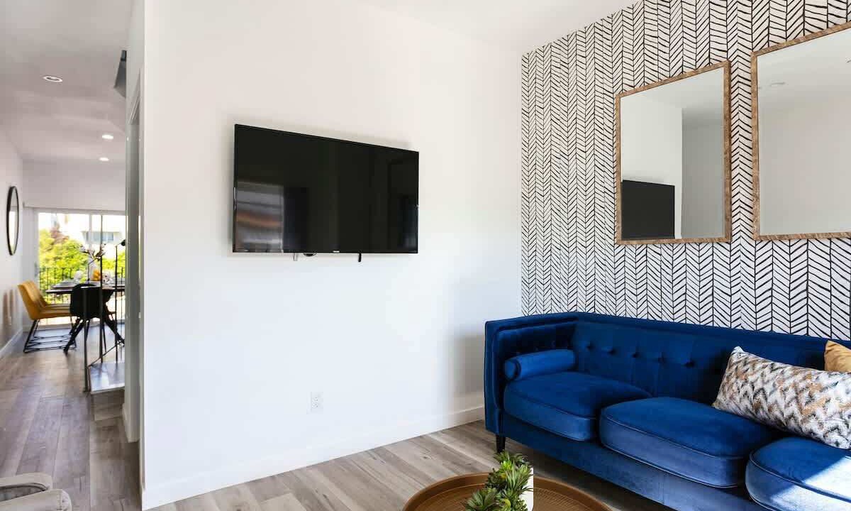 Photo of Livingroom in Westlake