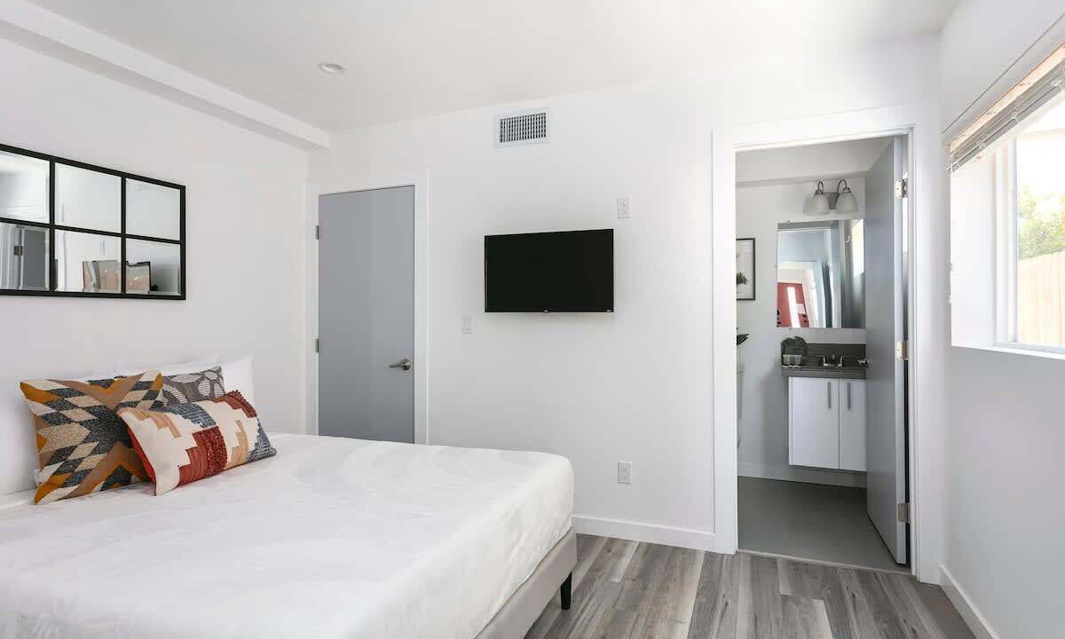 Photo of Bedroom in Westlake