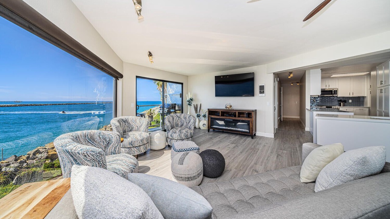 Photo of Livingroom in South Mission Beach