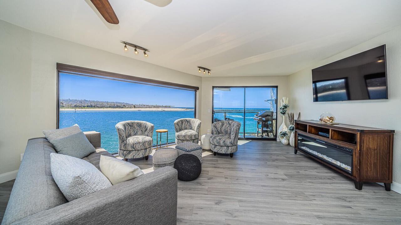 Photo of Livingroom in South Mission Beach