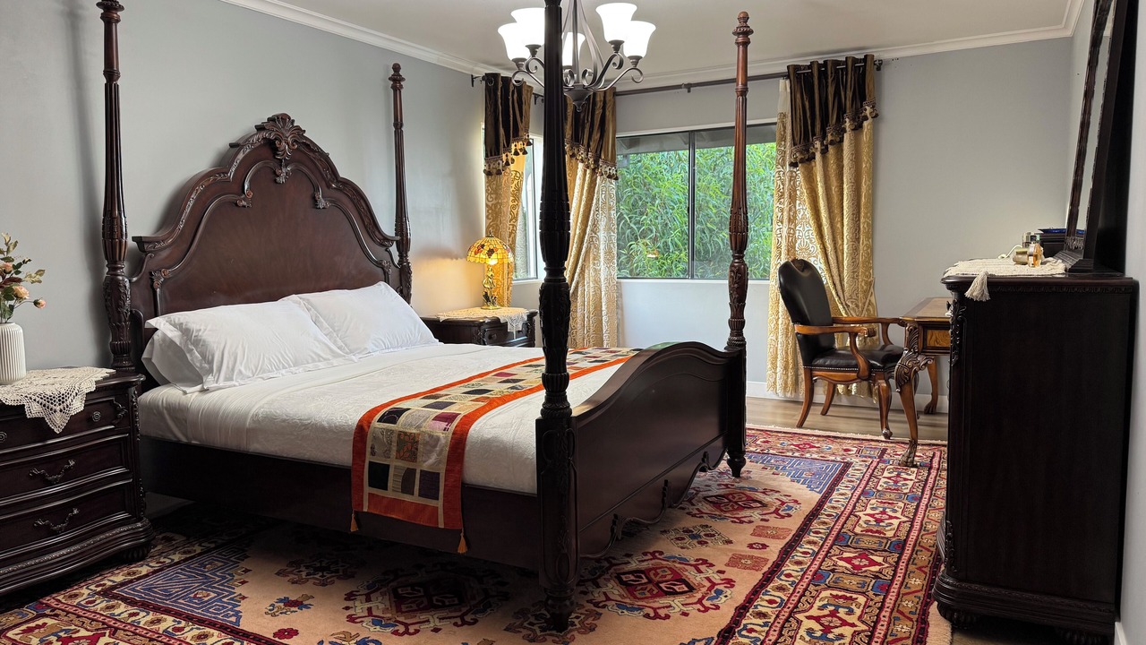 Photo of Bedroom in Hacienda Heights