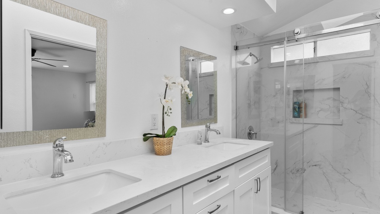 Photo of Bathroom in Costa Mesa