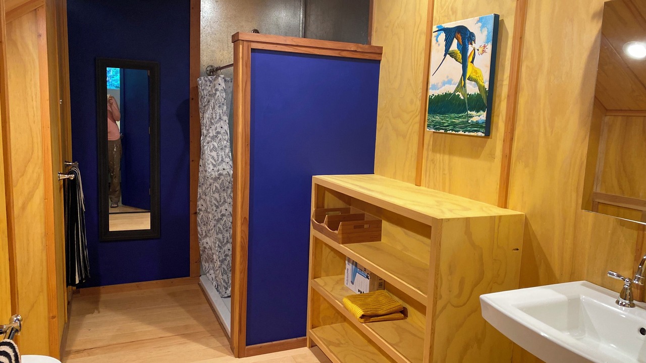 Photo of Bathroom in Elk