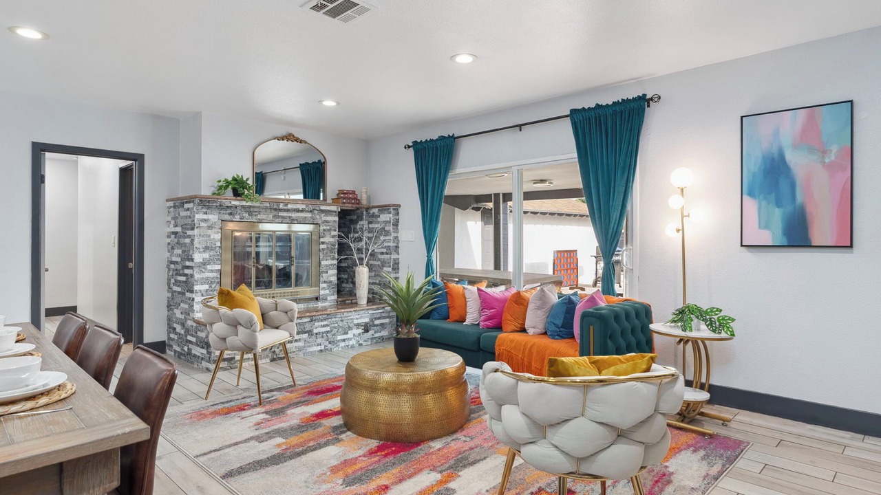Photo of Livingroom in Southwest Anaheim