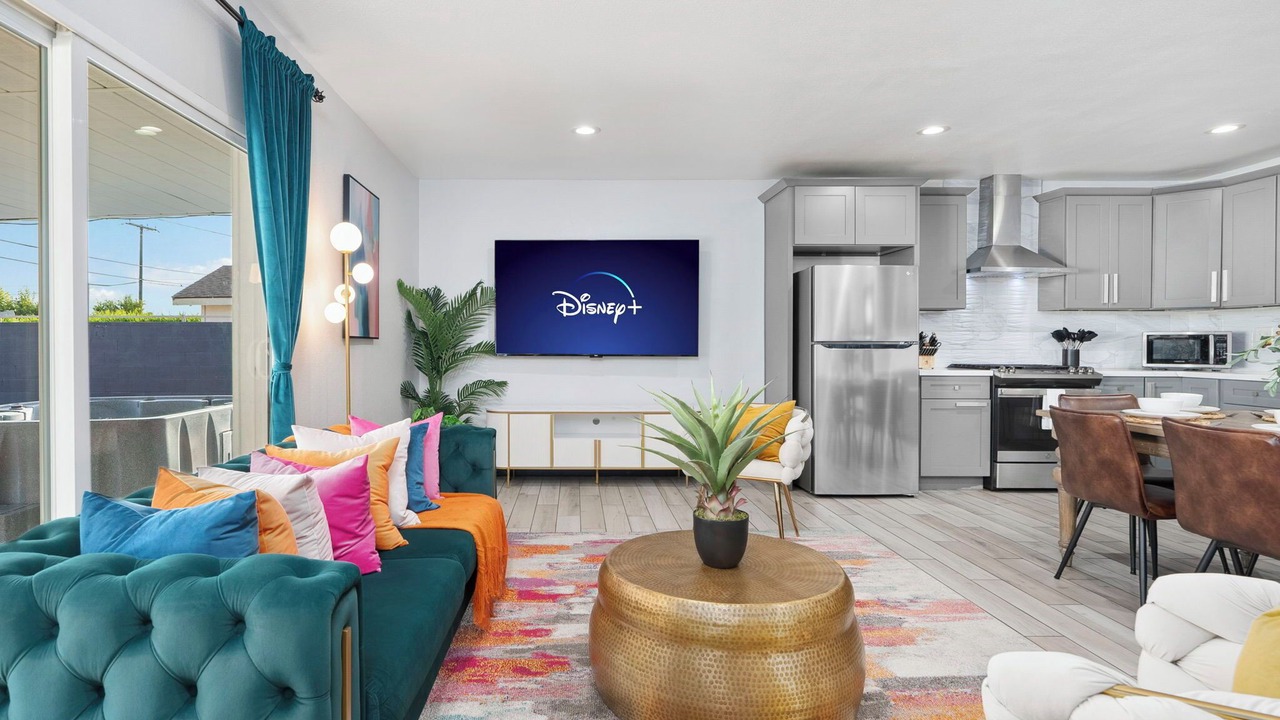 Photo of Livingroom in Southwest Anaheim