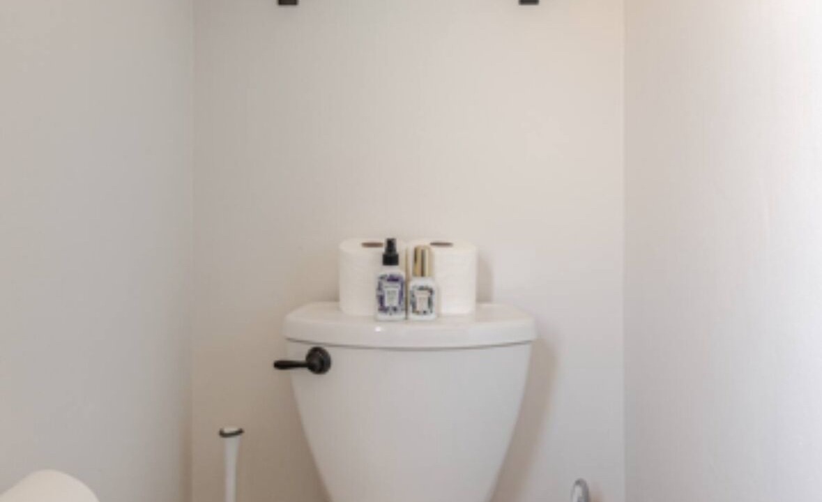 Photo of Bathroom in Bakersfield