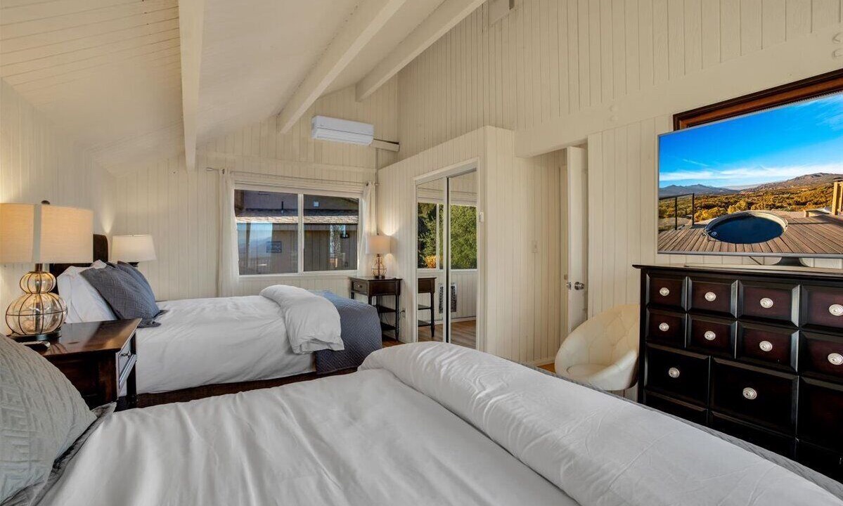 Photo of Bedroom in Mountain Center