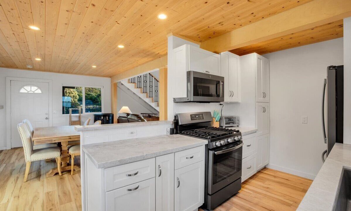 Photo of Kitchen in Mountain Center